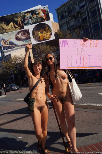 20121030 san francisco nude protest 028