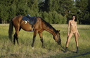 Horse riding nude modele 7