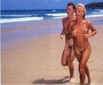 beach-naturists-090