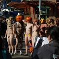 20101101 nude pumpkin runners 007