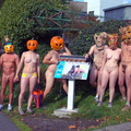 20101101 nude pumpkin runners 037