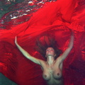 nude under water in colour 173