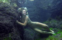 nude under water in colour 33