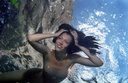 nude under water in colour 82