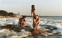 beach-naturists-016