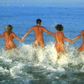 beach-naturists-066
