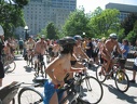 WorldNakedBikeRide cyclonue ciclonudista 2008 ottawa 11