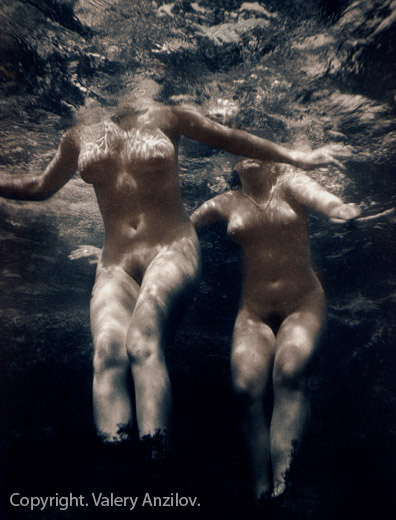 nude under water in black and white 18