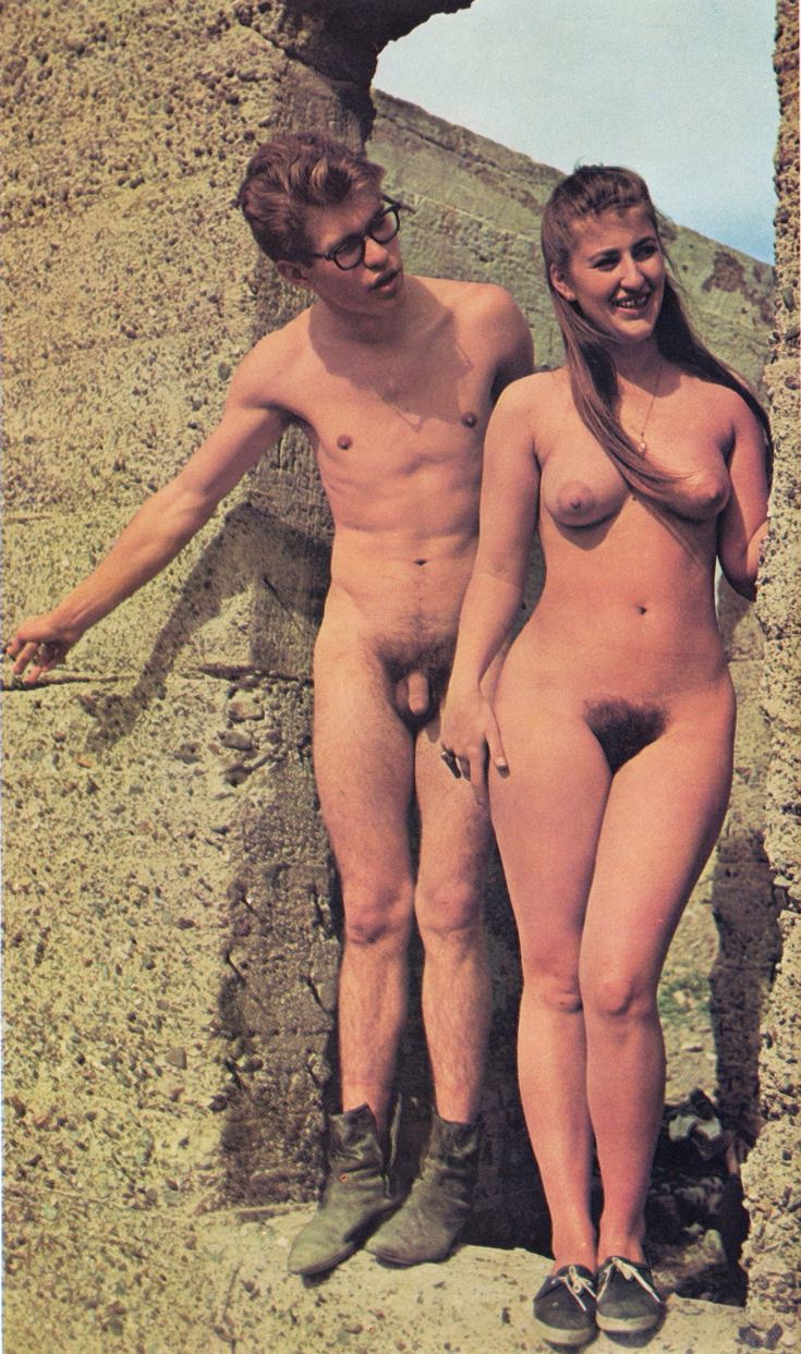https://www.nudismlife.com/galleries/nudists_and_nude/nudist_cabana/nudist_cabana_224.jpg