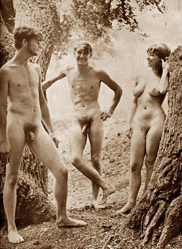 https://www.nudismlife.com/galleries/nudists_and_nude/nudist_cabana/nudist_cabana_658.jpg