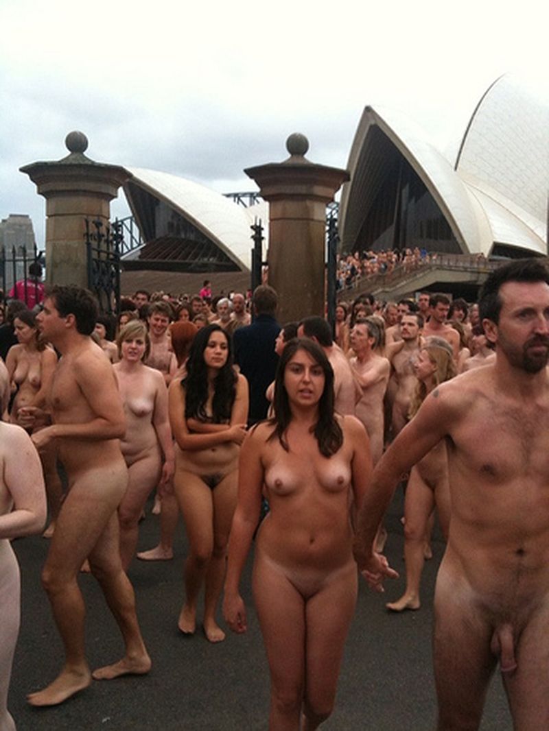 https://www.nudismlife.com/galleries/nudists_and_nude/nudists_various/Nudists_nude_naturists_tumblr_144.jpg