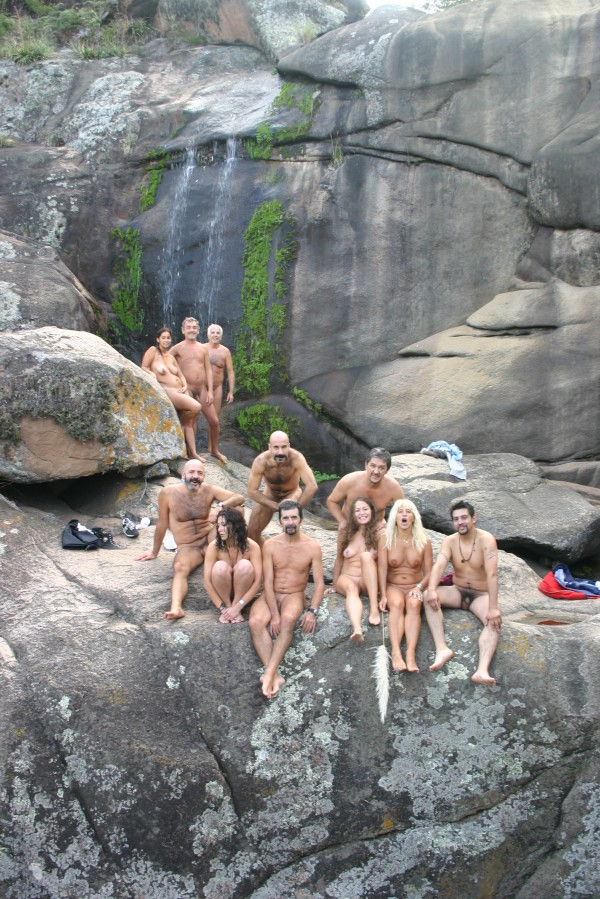 https://www.nudismlife.com/galleries/nudists_and_nude/nudists_various/Nudists_nude_naturists_tumblr_256.jpg